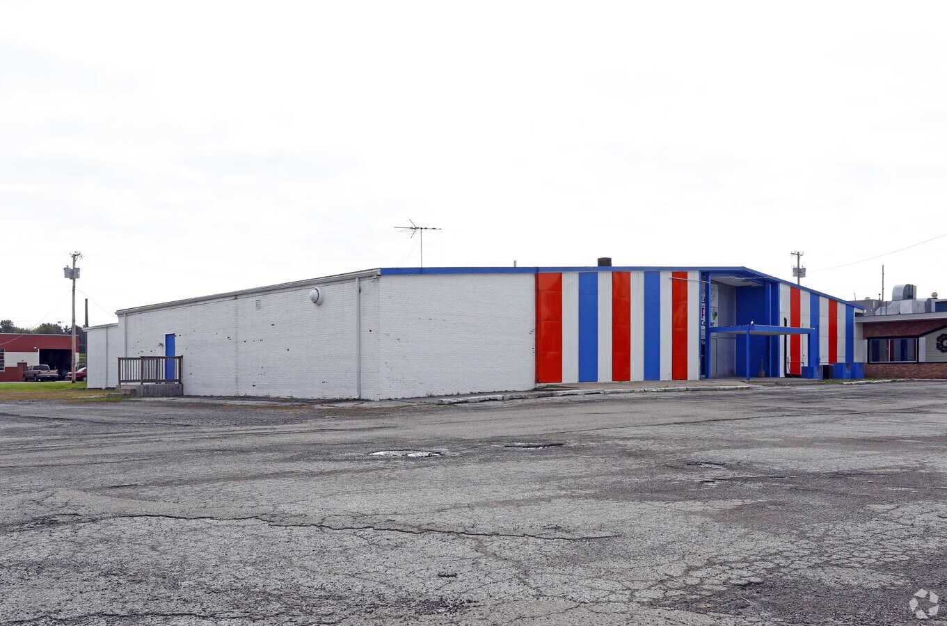 739 Portland Way S, Galion, OH 44833