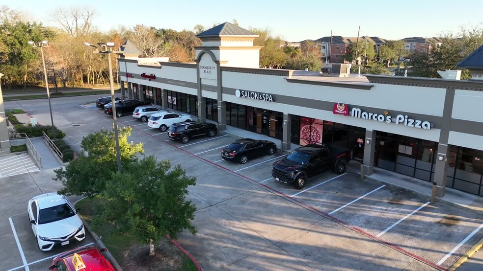 7902-7904 Broadway St, Pearland, TX for lease - Commercial Listing Video - Image 3 of 25