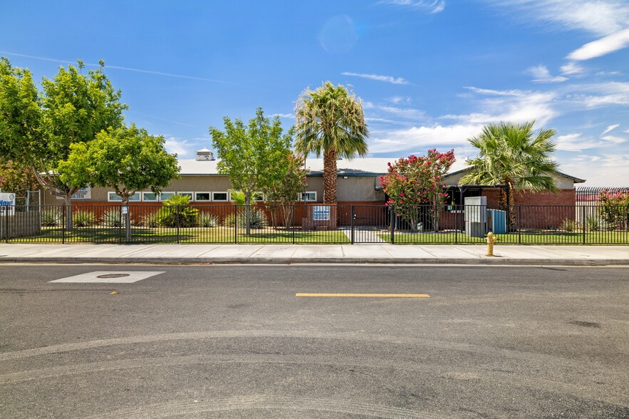 44339 Beech Ave, Lancaster, CA for lease - Building Photo - Image 3 of 43