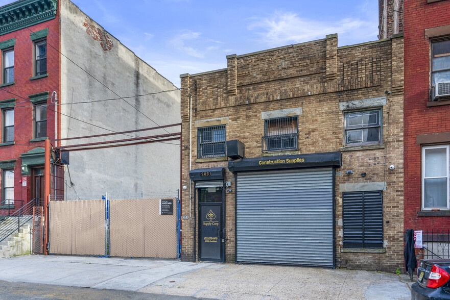 205 15th St, Jersey City, NJ for sale - Building Photo - Image 1 of 1