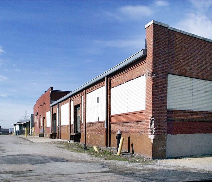 4410 Hunt Ave, Saint Louis, MO for lease - Building Photo - Image 2 of 7