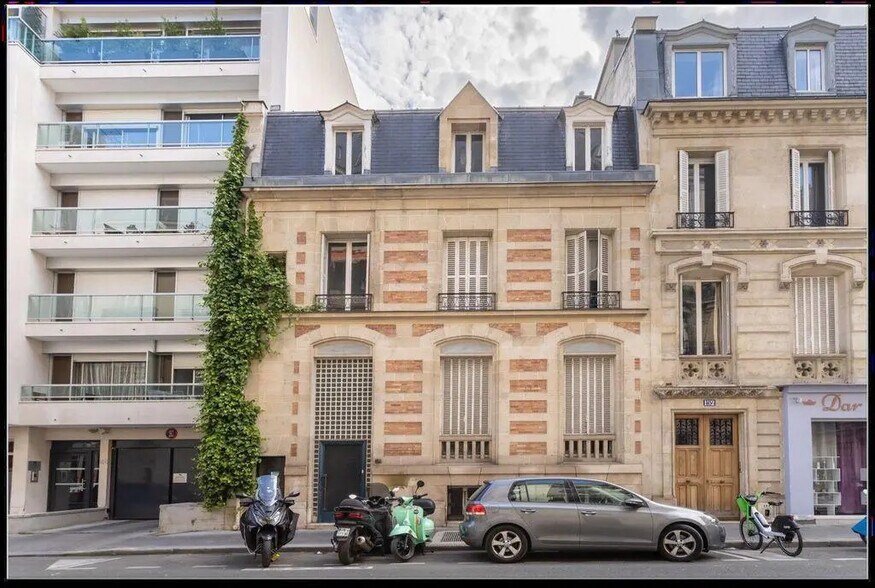 Office in Paris for sale - Building Photo - Image 1 of 15