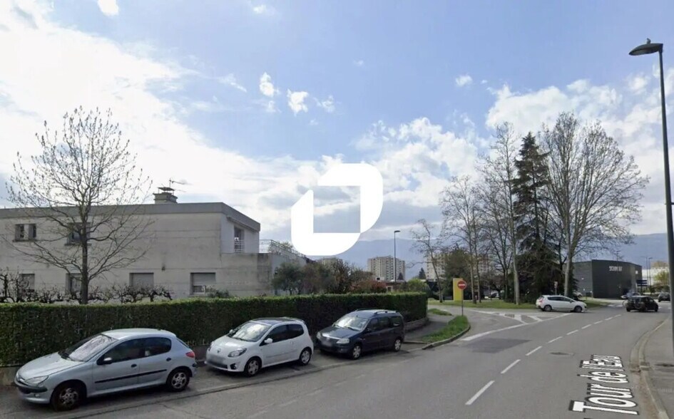 Office in SAINT-MARTIN-D'HERES for lease - Building Photo - Image 2 of 7