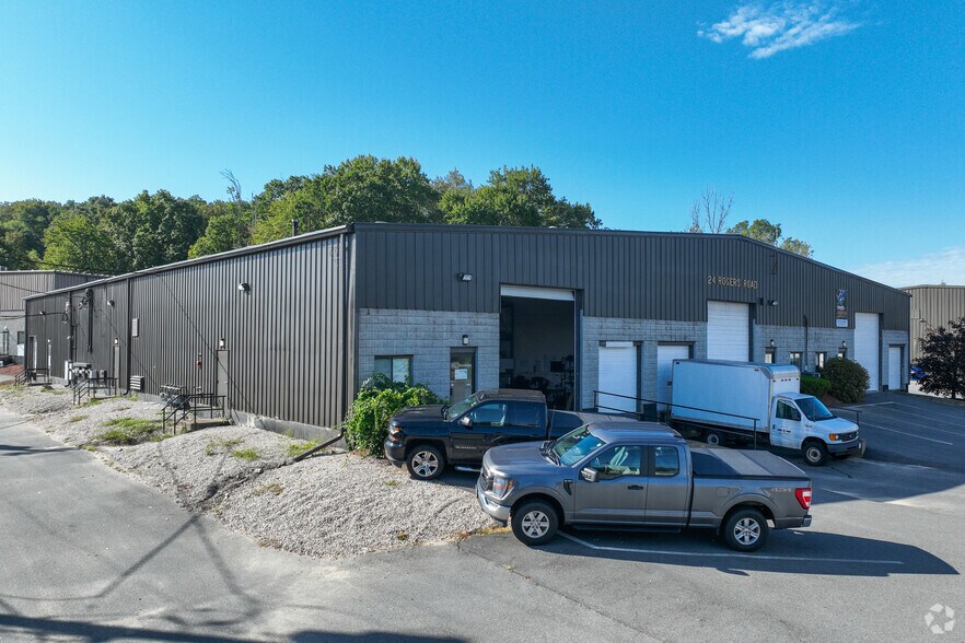 24 Rogers Rd, Haverhill, MA for sale - Primary Photo - Image 1 of 1