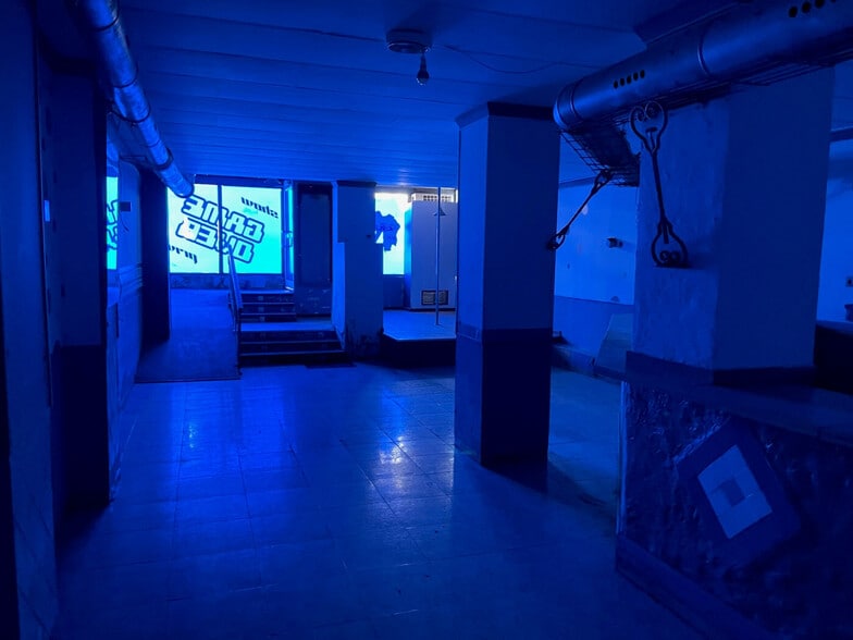 Retail in EL GRAO for sale - Building Photo - Image 3 of 5