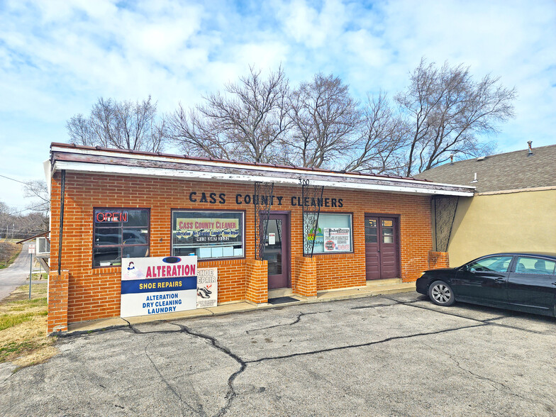 300 N Independence St, Harrisonville, MO for sale - Primary Photo - Image 1 of 1