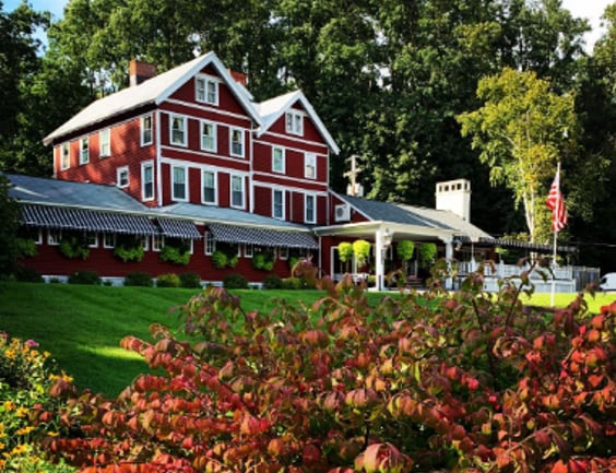 6141 W Lake Rd, Auburn, NY for sale - Building Photo - Image 1 of 17