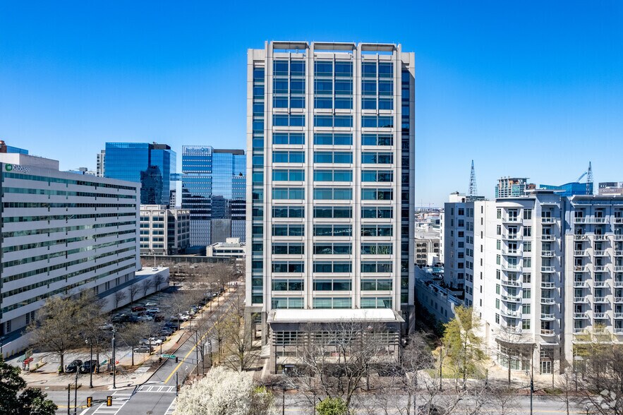 754 Peachtree St, Atlanta, GA for lease - Building Photo - Image 2 of 7