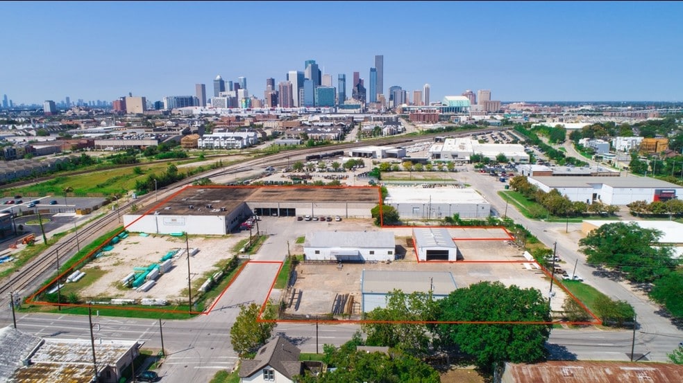 3300 Capitol St, Houston, TX for sale - Primary Photo - Image 1 of 6