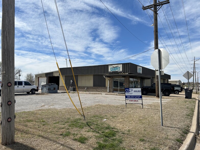 6 SW F Ave, Lawton, OK for lease - Primary Photo - Image 1 of 9