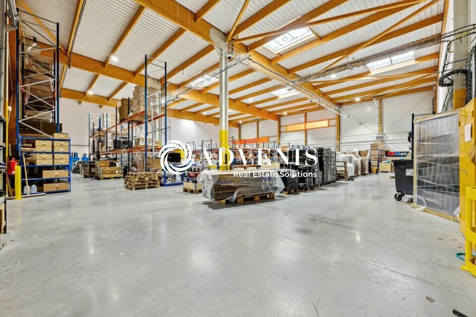 Flex in Brie-Comte-Robert for lease Interior Photo- Image 1 of 7