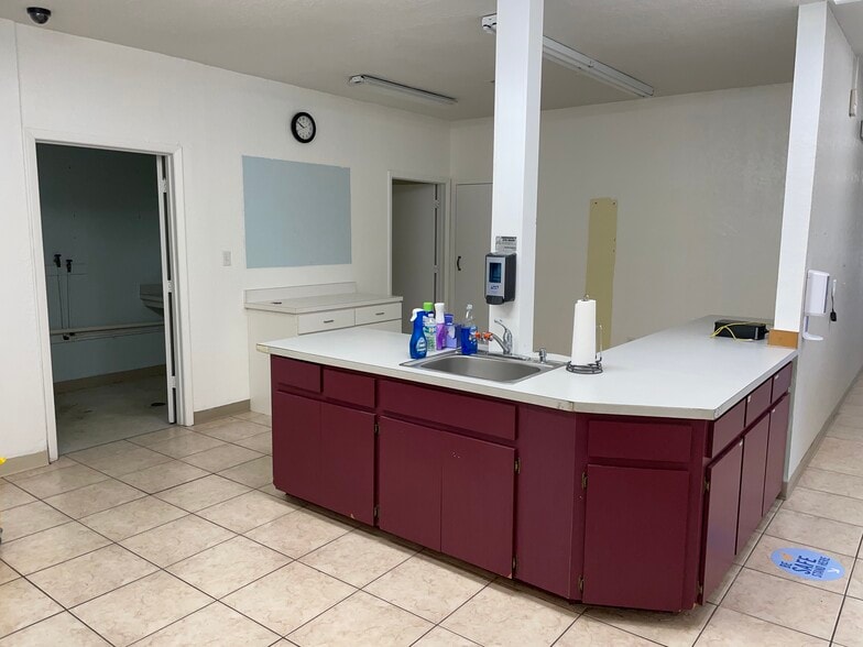 1701 E Airport Blvd, Sanford, FL for lease - Building Photo - Image 3 of 5