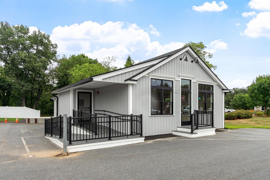 777 Boston Rd, Groton, MA for lease - Building Photo - Image 2 of 15