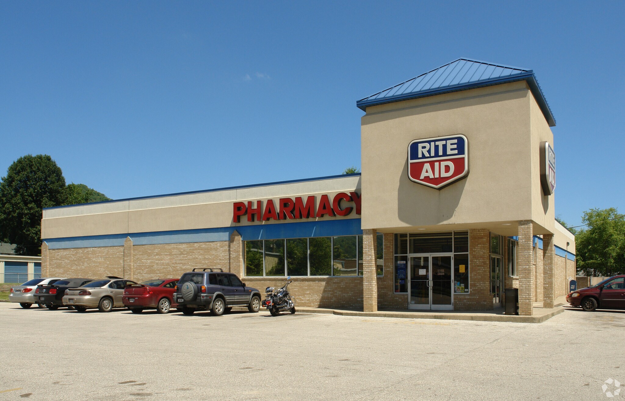 3175 W Dupont Ave, Belle, WV for sale Primary Photo- Image 1 of 1