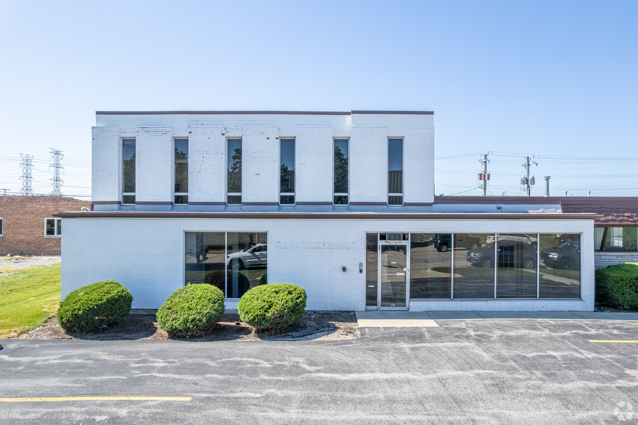 223 Interstate Rd, Addison, IL for lease Primary Photo- Image 1 of 42