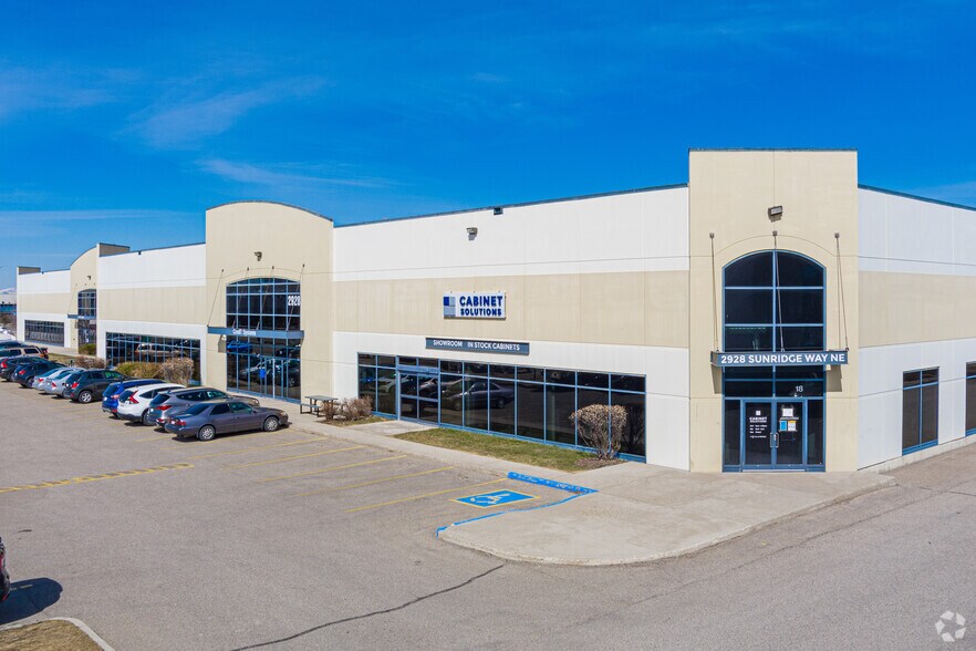 2928 Sunridge Way NE, Calgary, AB for lease - Building Photo - Image 1 of 4