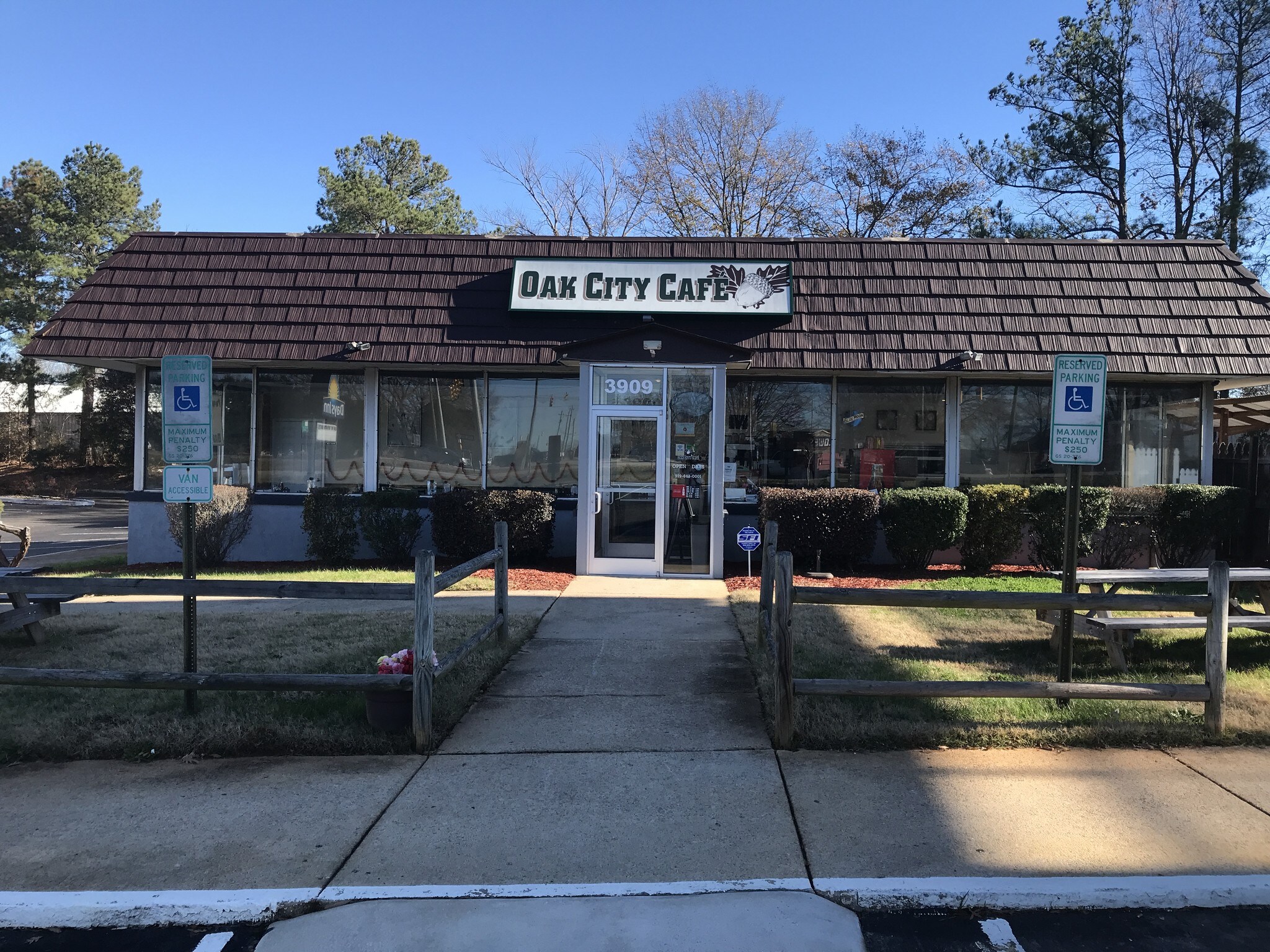 3909 S Wilmington St, Raleigh, NC for sale Primary Photo- Image 1 of 1