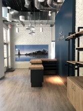 325 NW Park Avenue, Portland, OR for lease Building Photo- Image 1 of 4