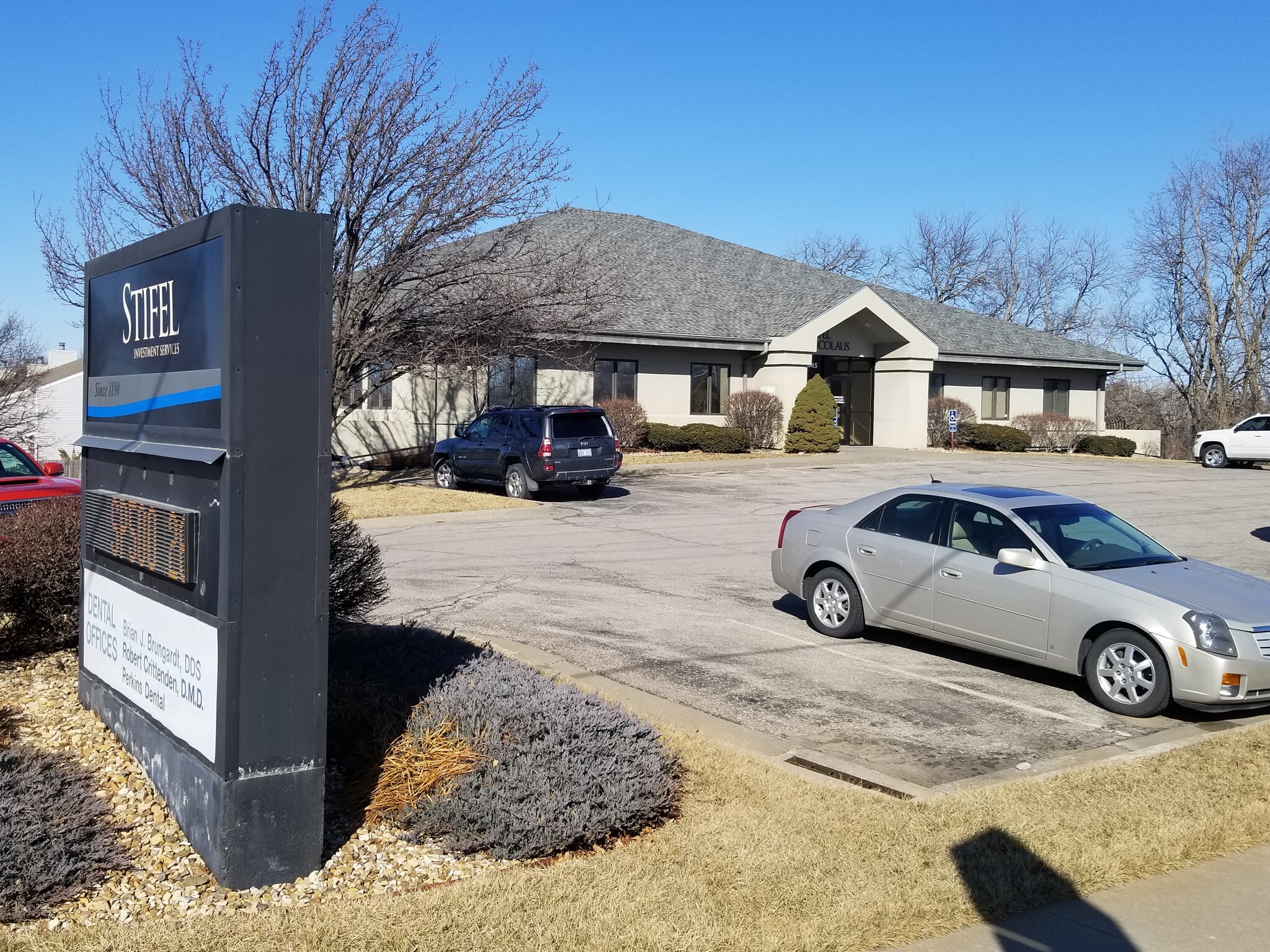 2445 SW Wanamaker Rd, Topeka, KS for sale Building Photo- Image 1 of 1