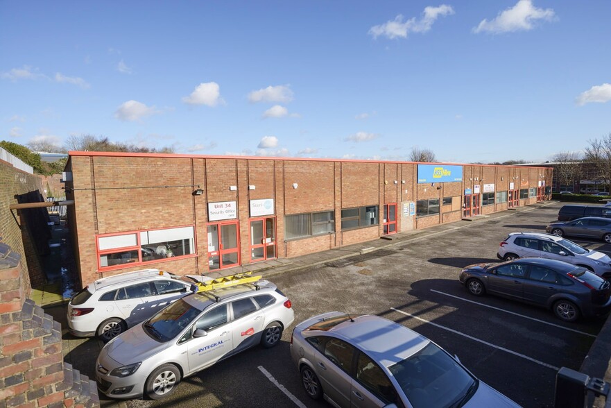 34-52 Sovereign Rd, Birmingham for lease - Primary Photo - Image 1 of 1