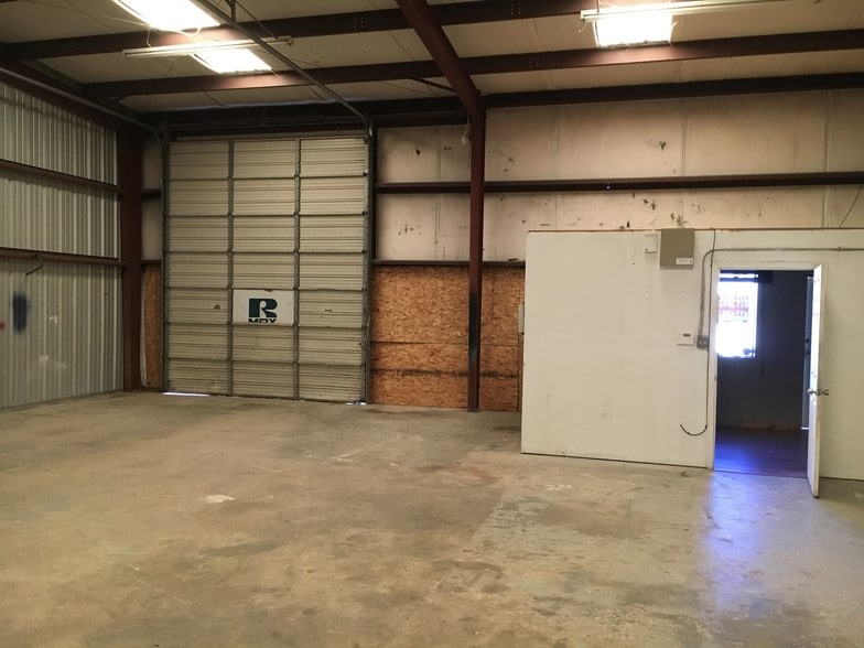 850 Blue Mound Rd W, Haslet, TX for lease - Interior Photo - Image 3 of 13