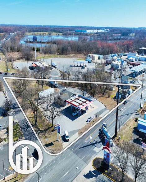 94 S Delaware St, Paulsboro, NJ for lease - Building Photo - Image 2 of 6