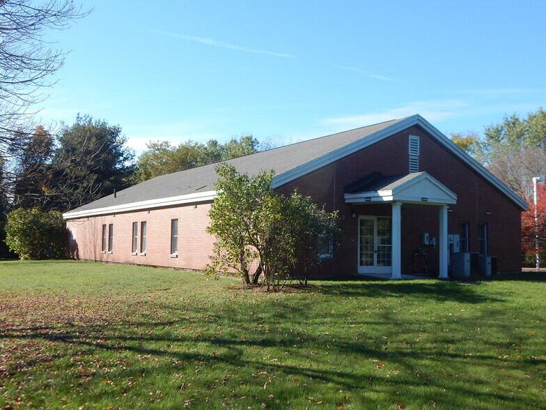 59 Plain Rd, Hinsdale, NH 03451