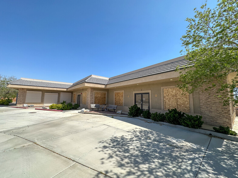 13675 Niabi Rd, Apple Valley, CA for sale - Building Photo - Image 1 of 1