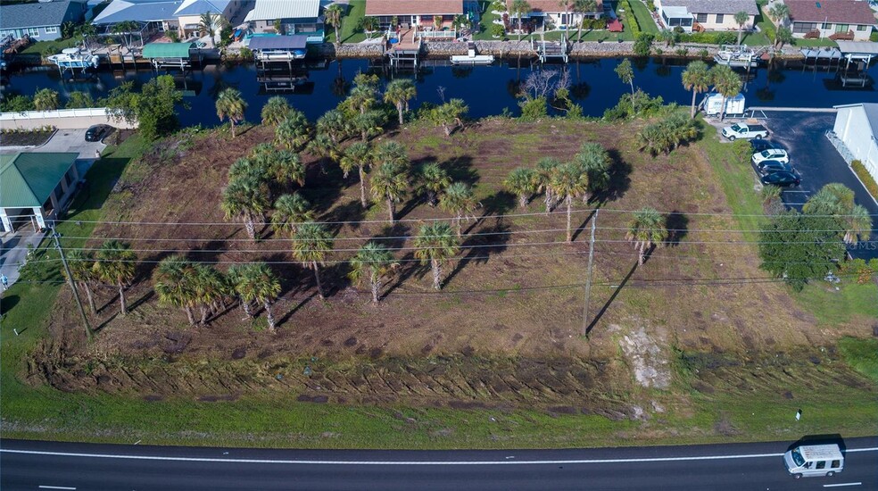 3657 Tamiami Trail, Punta Gorda, FL for sale - Building Photo - Image 2 of 11