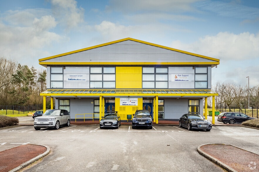 18 Faraday Rd, Liverpool for lease - Primary Photo - Image 1 of 3