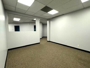 5600 N May Ave, Oklahoma City, OK for lease Interior Photo- Image 2 of 10