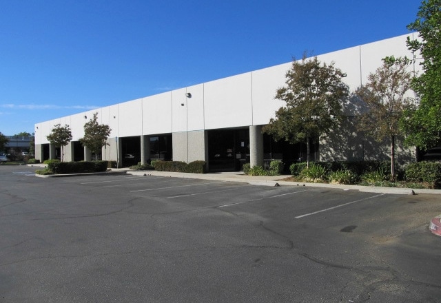 14329 Frederick St, Moreno Valley, CA for lease - Building Photo - Image 2 of 3