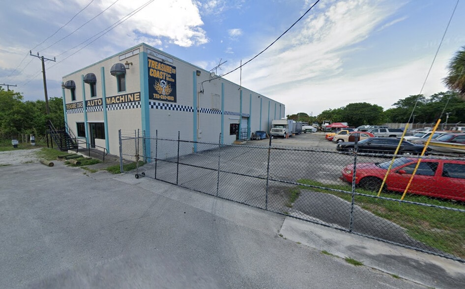 1201 Railroad Ave, Stuart, FL for sale - Building Photo - Image 1 of 4