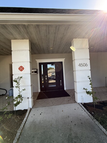 4506 26th St W, Bradenton, FL for lease - Building Photo - Image 2 of 9