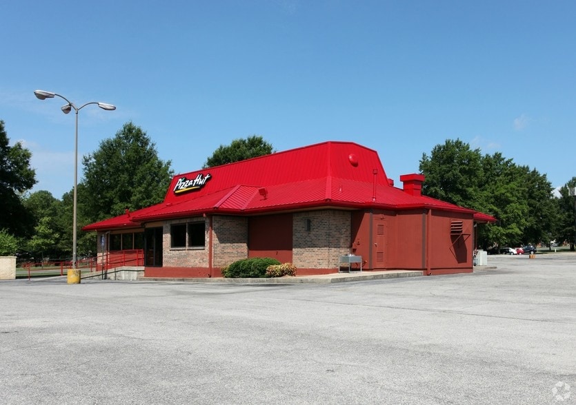 7100 Aaron Aronov Dr, Fairfield, AL for sale - Primary Photo - Image 1 of 1