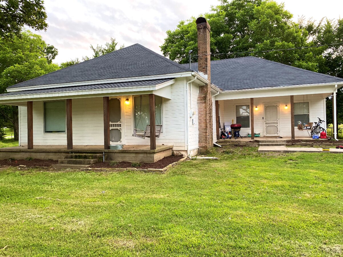 684 County Road 35950, Arthur City, TX 75411