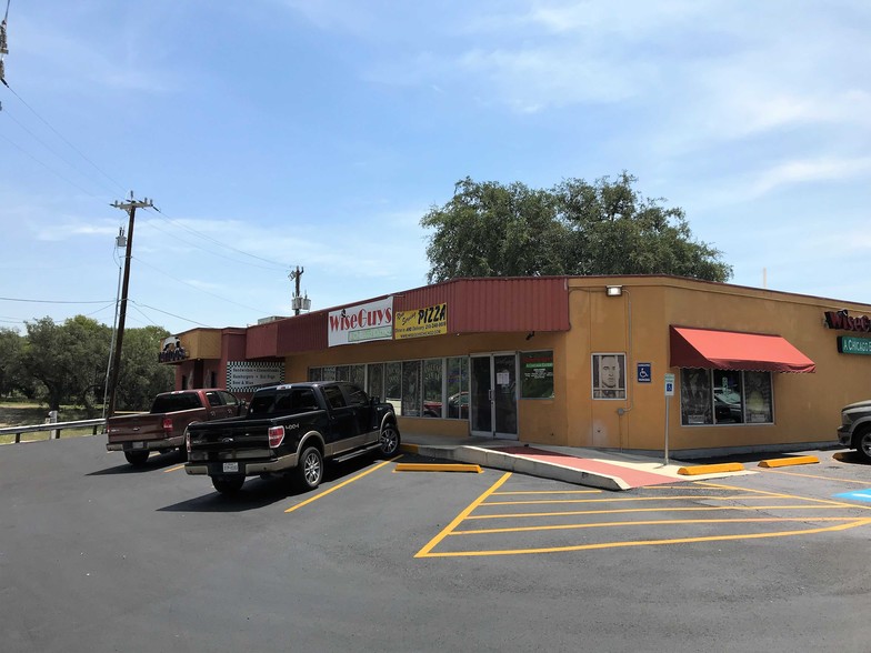 441-443 W Nakoma St, San Antonio, TX 78216 | LoopNet