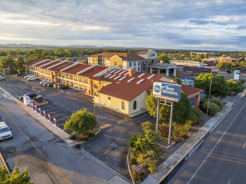 1100 N California St, Socorro, NM for sale - Primary Photo - Image 1 of 29