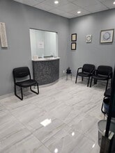 2963 Gulf To Bay Blvd, Clearwater, FL for lease Interior Photo- Image 1 of 14