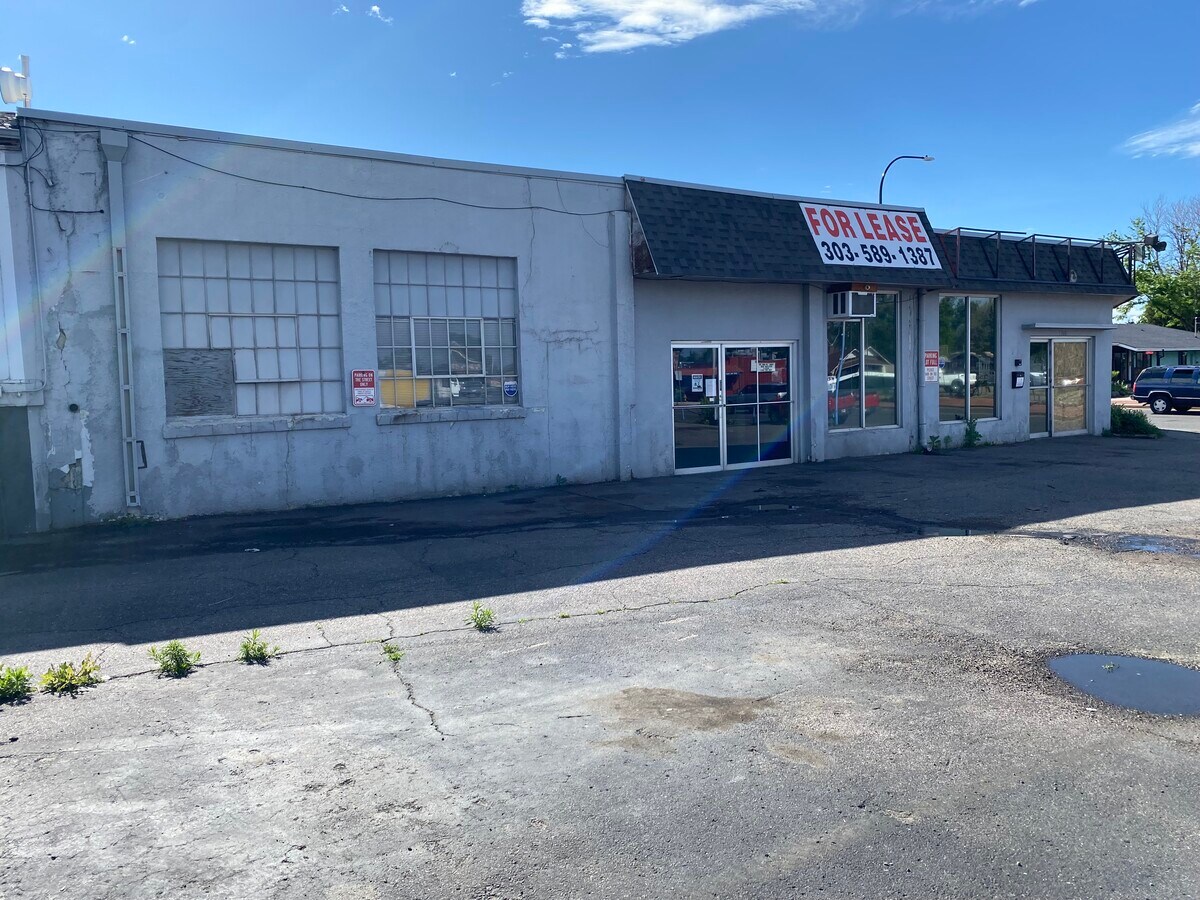 5700 W Colfax Ave, Lakewood, CO 80214