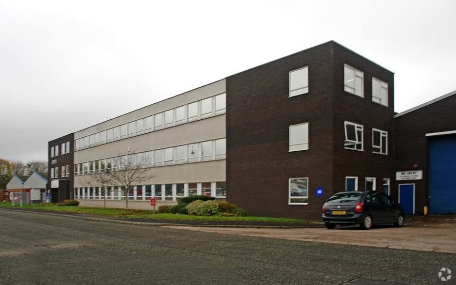 Third Ave, Kingswinford for sale - Building Photo - Image 1 of 1