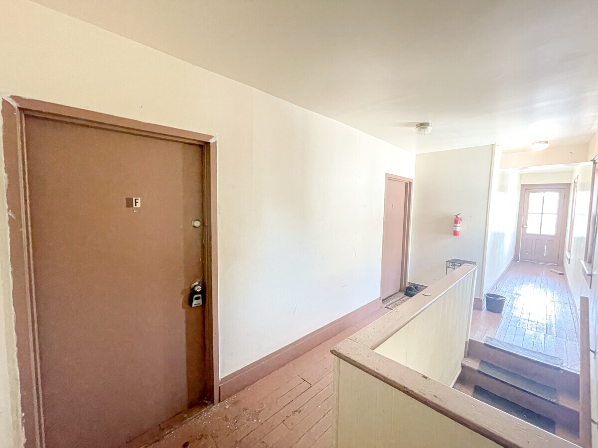 49 White St, Bridgeport, CT 06610 Multifamily for Sale