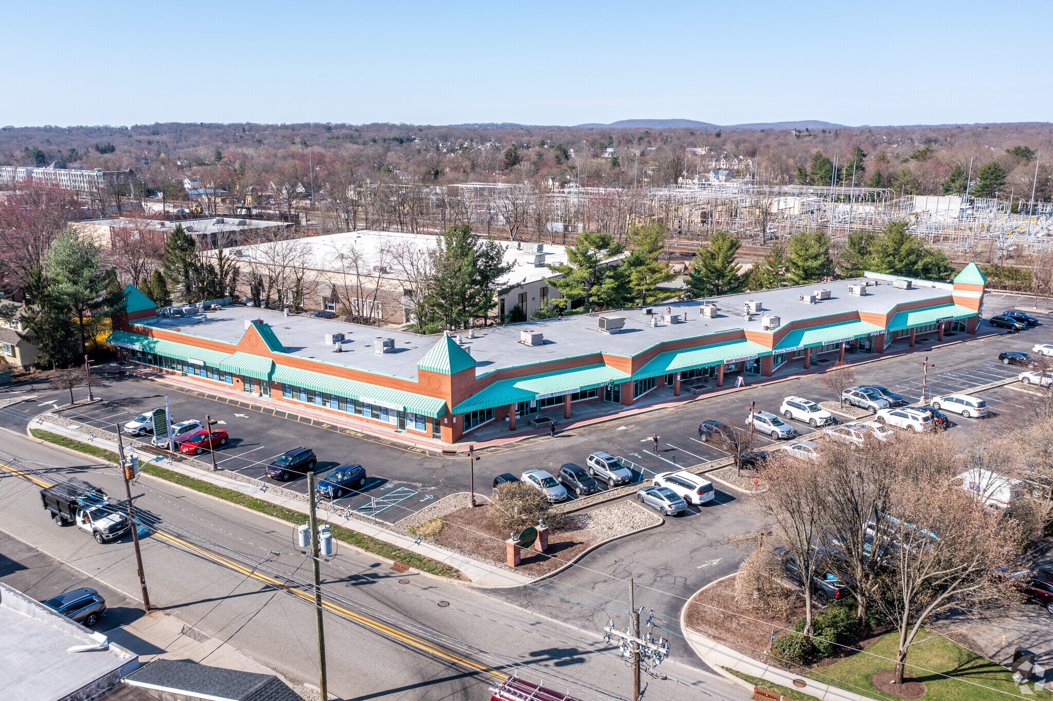 140 Franklin Tpke, Waldwick, NJ 07463 Hamilton Square