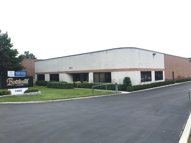 1000 Prime Pl, Hauppauge, NY for lease - Building Photo - Image 1 of 5