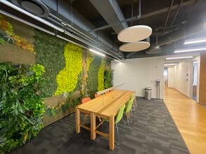 302 Knights Run Ave, Tampa, FL for lease Interior Photo- Image 2 of 9