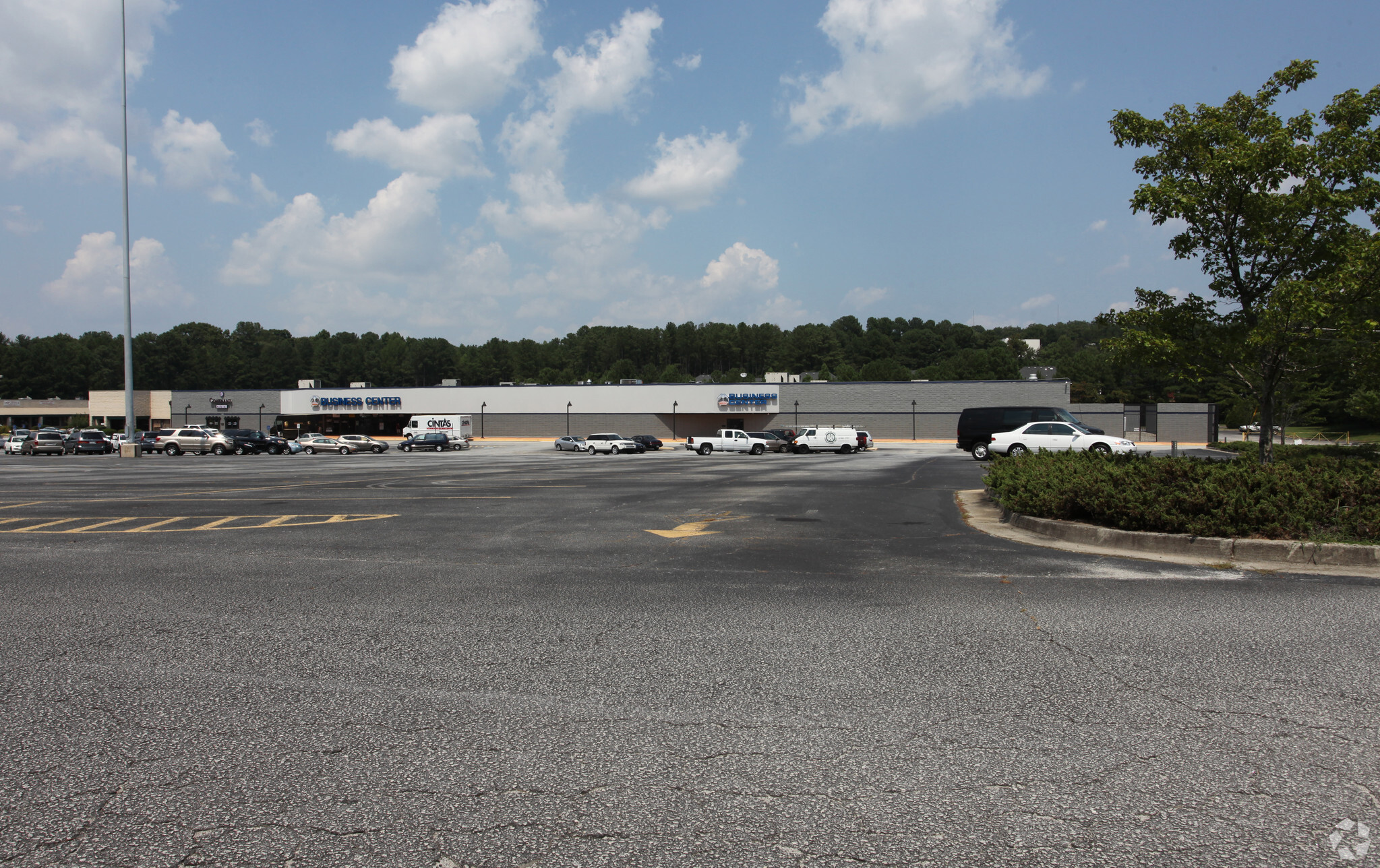 2140 McGee Rd, Snellville, GA for lease Primary Photo- Image 1 of 6