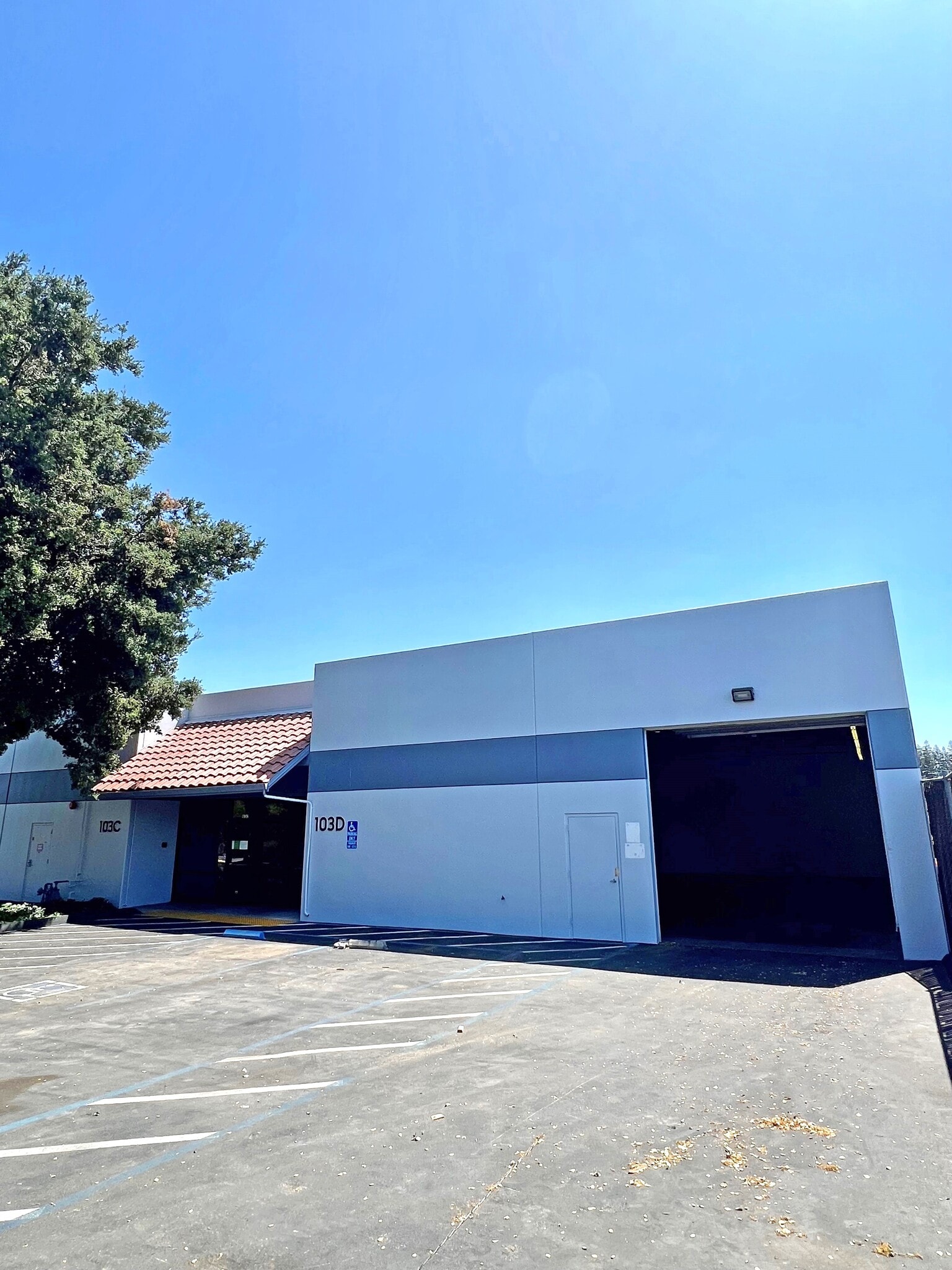 103 Pioneer Way, Mountain View, CA for lease Building Photo- Image 1 of 2