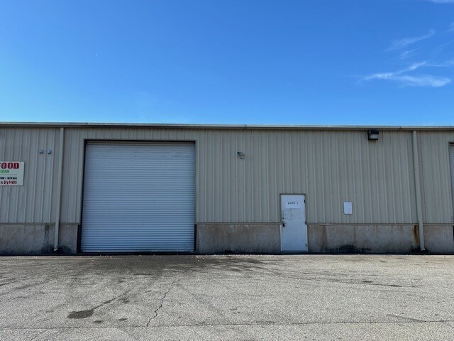 62 Albe Dr, Newark, DE for lease Building Photo- Image 1 of 3