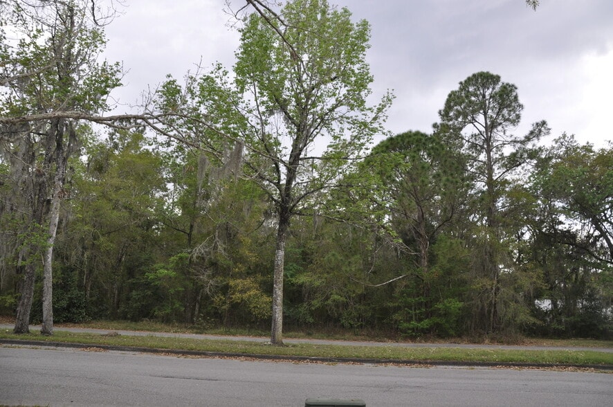 965 Candlelight Blvd, Brooksville, FL for sale - Building Photo - Image 3 of 12