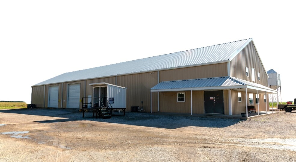 HWY 60 444739 US-60 Hwy, Vinita, OK for sale - Building Photo - Image 1 of 17